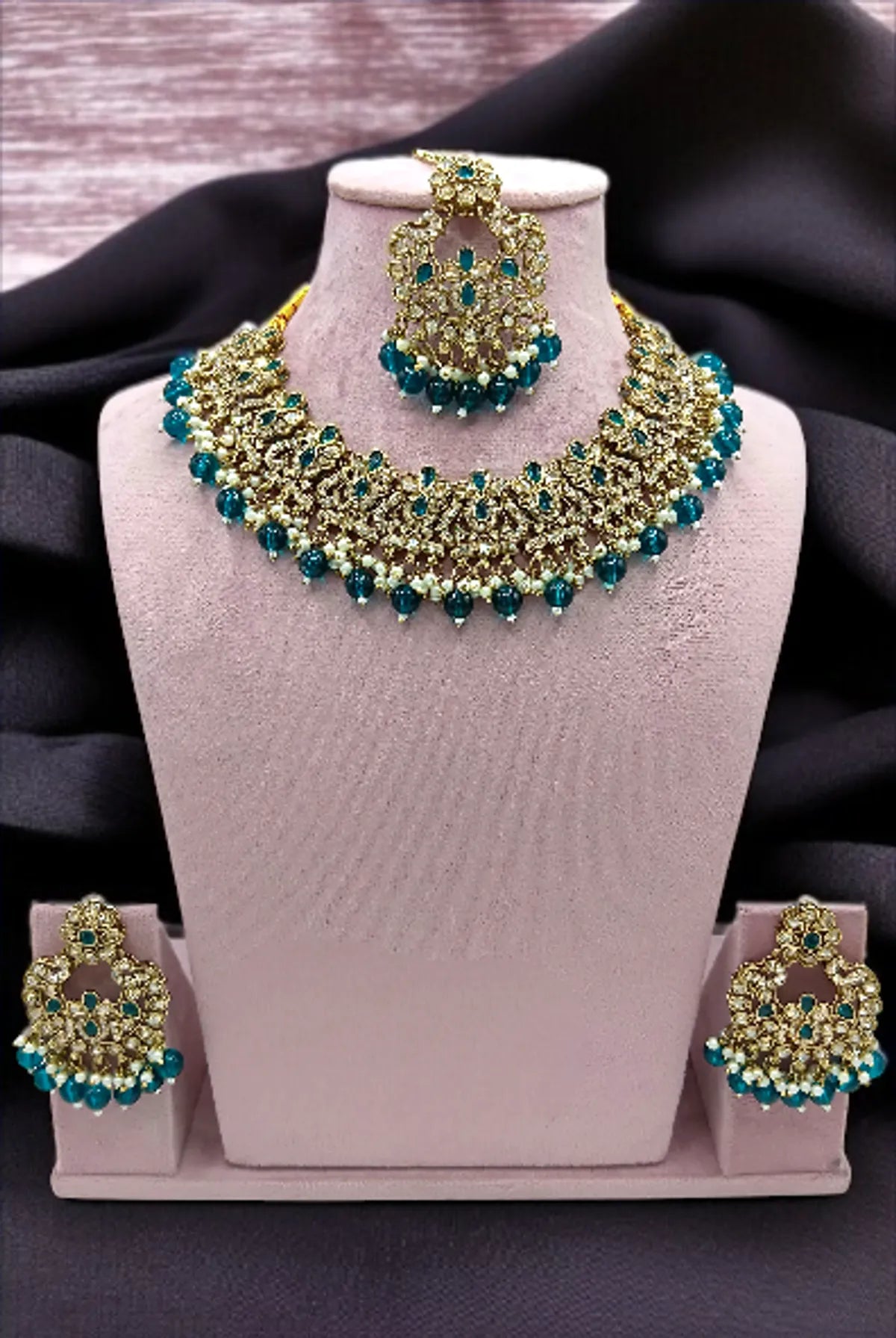 Aqua Blue Exquisite Kundan Necklace & Earrings Set For Women