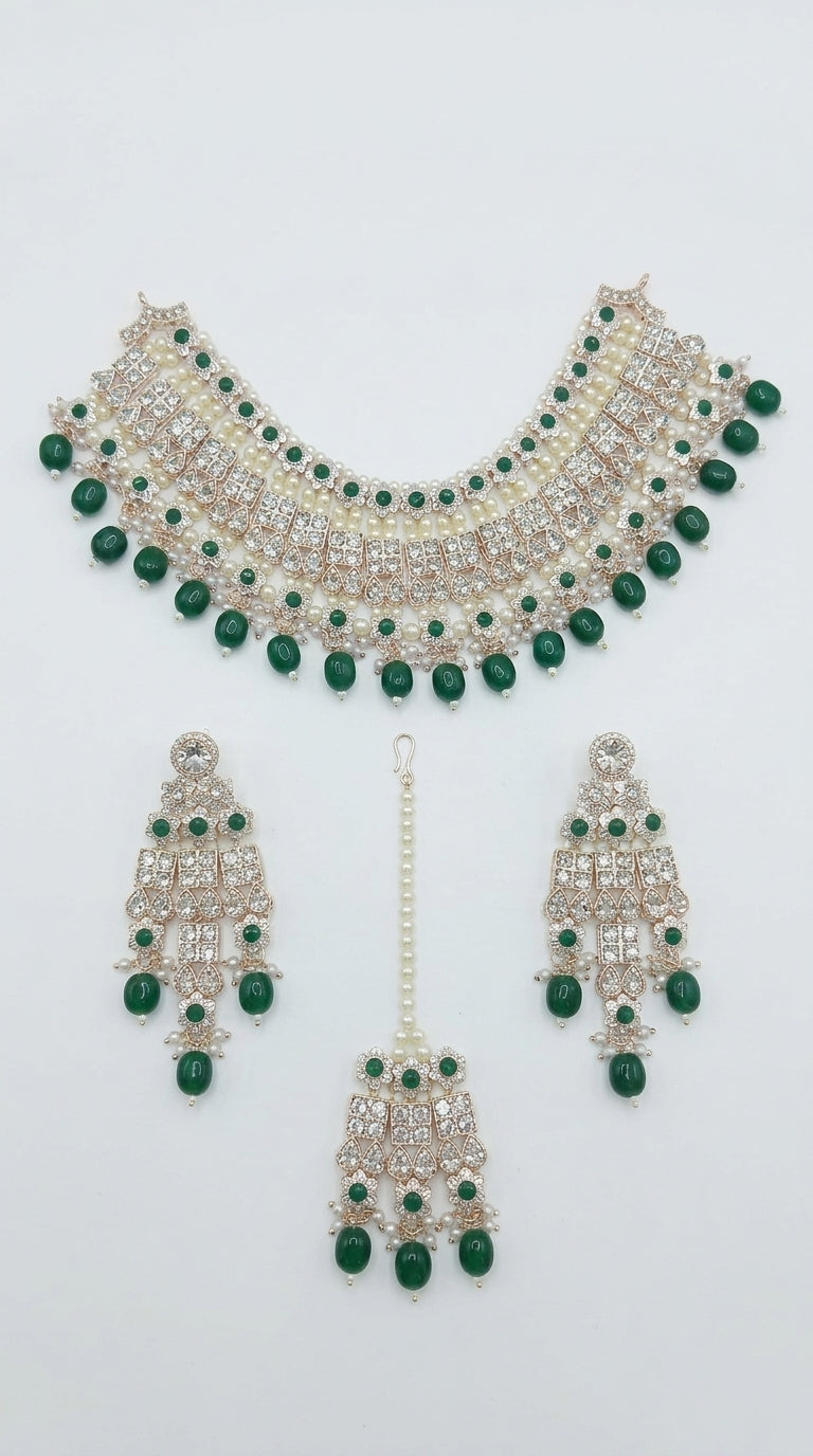 Emerald Pearl Elegance Necklace Set